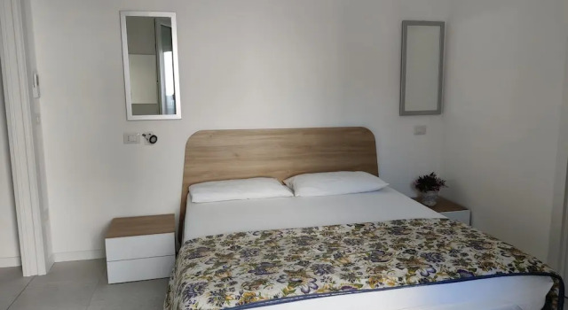 Modern Flat With Swimming Pool by the Beach, Забронировать Отель Каорле Линьяно-Ривьера