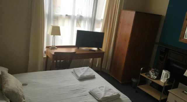 Номер Economy Four Seasons Budget