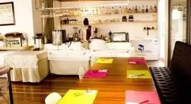 Wans Color House Hotel, Rezerwuj Hotel Hotele 3-gwiazdkowe w Mianyang, 3*