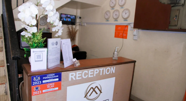OYO 703 Myra Hotel