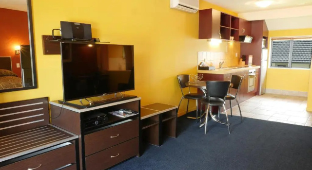 Студия Deluxe Randolph Motel Apartments