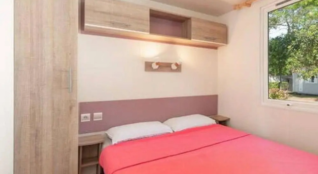 Comfy Mobile Home in Calig for 4
