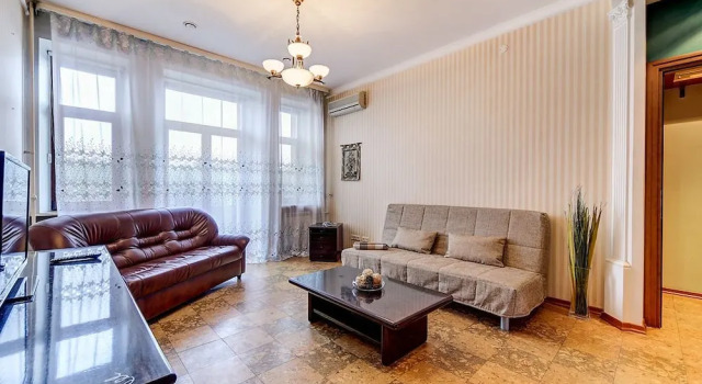 Апартаменты Comfort с балконом Апартаменты Welcome Home, Московский 155