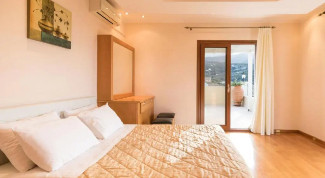 Kassiopi View Villas-Corfu-Villa Christos-4 bedrooms-big private pool-sea view-prime location