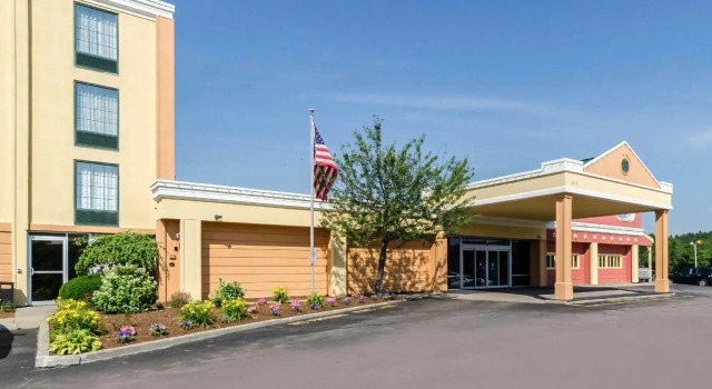 Номер Business Comfort Inn Randolph-Boston