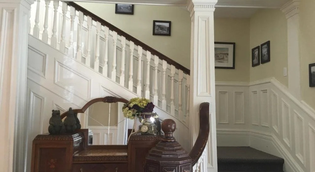 McCarty House Inn B&B, Buchen Sie Bed & Breakfast Revelstoke 