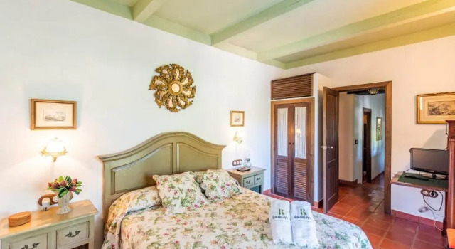 Casa Huerta de la Fuente Hornachuelos by Ruralidays, Забронировать Отель Орначуэлос Cordoba Province