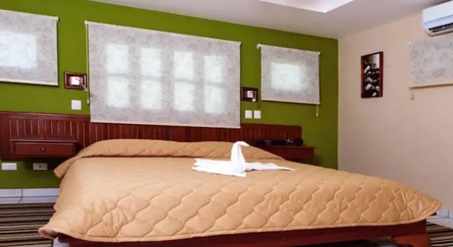 Hotel La Mar Dulce, Rezerwuj Hotel Hotele w Granada Region z parkingiem, Parking