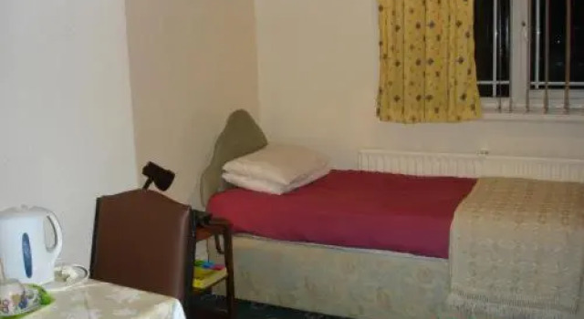Одноместный номер Economy Victoria Park Hotel