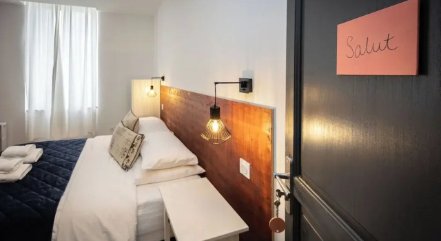 Номер Comfort SalutBB Chambre dhote