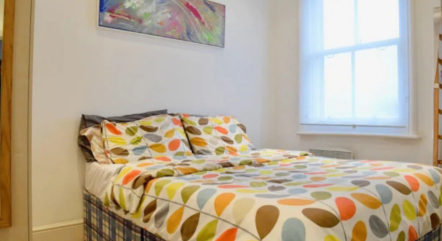 Cosy 1 Bedroom Apartment in Shepherds Bush