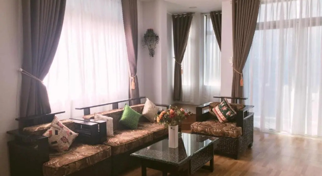 Люкс Vic House Hotel