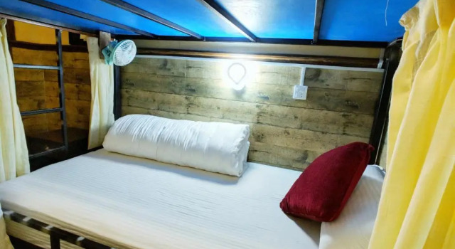 Кровать в общем номере (женский номер) Hotel Forest Lake Backpackers Hostel