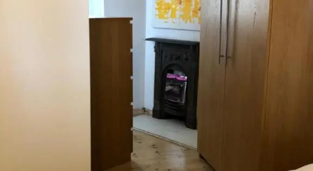 Beautiful Apartment With Terrace Near Kentish Town, Varaa Huoneisto Asunnot kohteessa Merseyside, Huoneisto