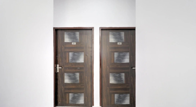 OYO 71370 White House, Buchen Sie Hotel Gurugram Region Gurgaon