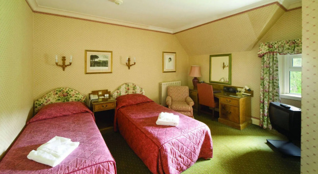 The Invercauld Arms Hotel, Book Hotel Hoteller i Braemar med parkering, Parkering