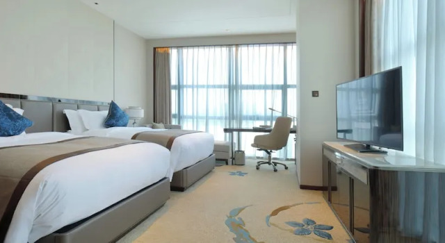 Двухместный номер Premier Shenzhen Anthea Hotel