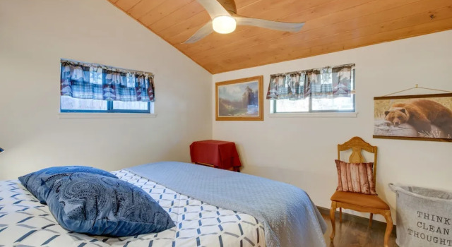 Tahoe Home 3 Mi to Heavenly Mountain Resort!, Book Hotel 3-stjernede hoteller i Stateline, 3*