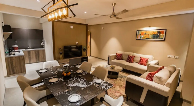 Полулюкс The Lotus County Club & Resort