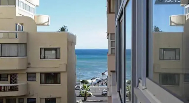 Perfect Beachfront Apartments, Забронировать Апартаменты/квартира Отели Cape Peninsula с парковкой, Парковка