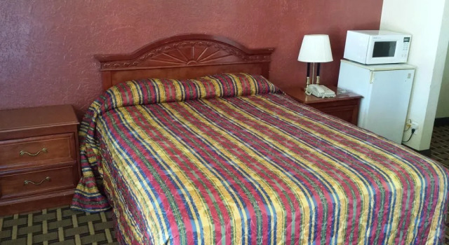 Encore Motel