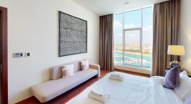 2 BD Tiara Palm Views  Beach   Pool  Amazing views of the Palm