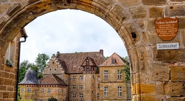 Gutsverwaltung Schloss Eyrichshof, Prenota Hotel Ebern 