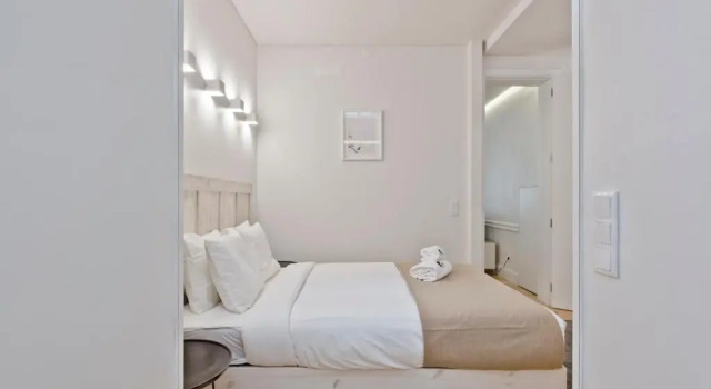 Апартаменты Bmyguest - Exclusive Downtown Apartment