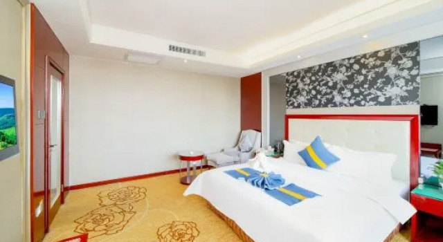 Люкс Business Chinese Rose Garden Hotel