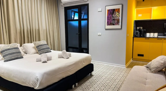 Люкс Luxury Levinski Market Hotel