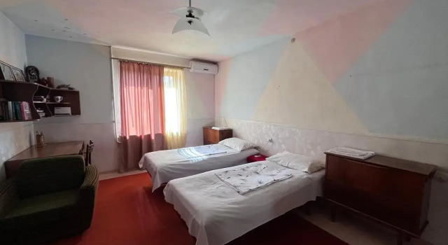 Apricot B&B