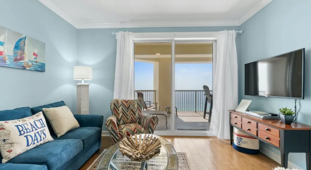 Номер Standard с 2 комнатами с балконом и с видом на море Grand Panama Beach Resort by Panhandle Getaways