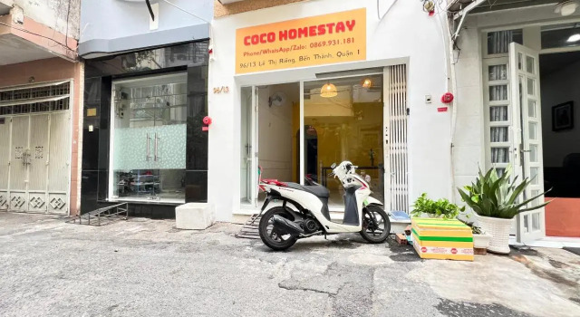Olala Homestay with Balcony in Saigon center, Забронировать Отель Bad Gastein Хошимин, рядом с Nowzone Fashion Mall