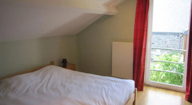 Ardennes Getaway in Houffalize, Забронировать Отель «постель и завтрак» Уффализ 