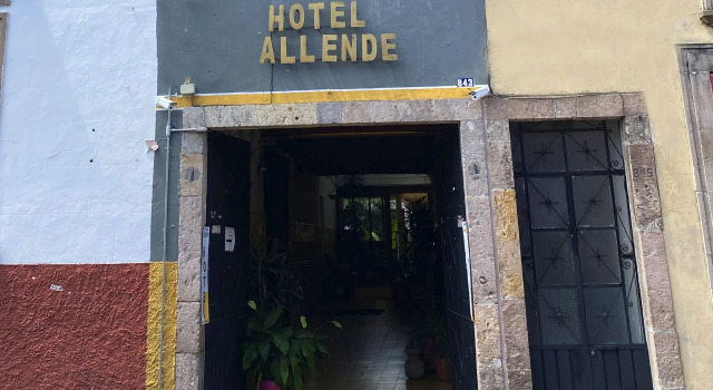 Hotel and Hostel Allende Morelia, Book Hostel / Vandrerhjem Hostels i Michoacan, Hostel / Vandrerhjem