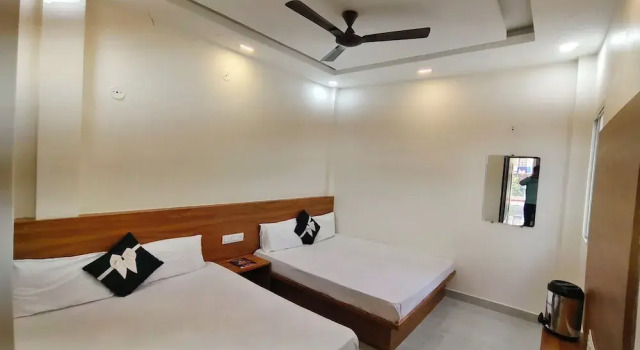 Двухместный семейный номер Standard с балконом Shivay homestay ujjain