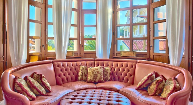 Mansion With 10 Bedrooms in Pula, With Wonderful Sea View, Terrace and Wifi - Near the Beach, Забронировать Отель Отели Пула 4 звезды, рядом с Пляж в бухте Гортанова, 4*