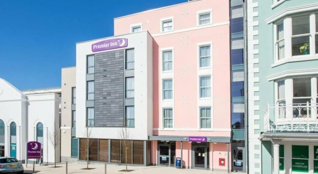 Семейный номер Standard Premier Inn Tenby Town Centre