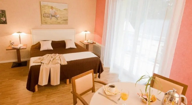 Mary Flor Vannes, Book Hotel Vannes 