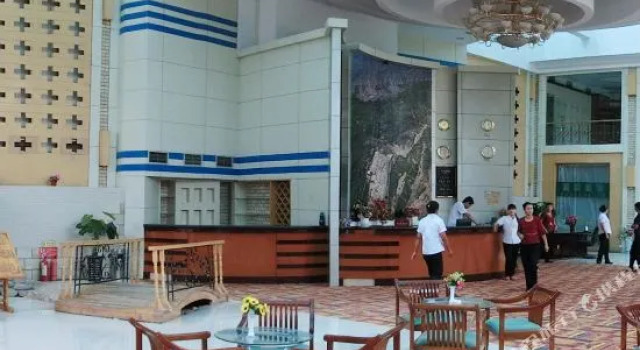 Karez Hotel, Prenota Hotel Turpan Xinjiang