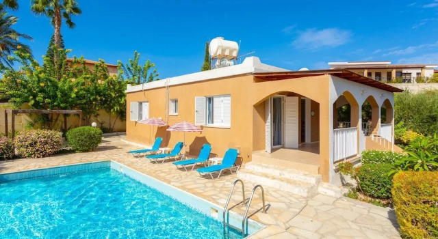 Căsuță Villa Lela Pente Large Private Pool Walk to Beach A C Wifi Car Not Required Eco-friendly - 2167