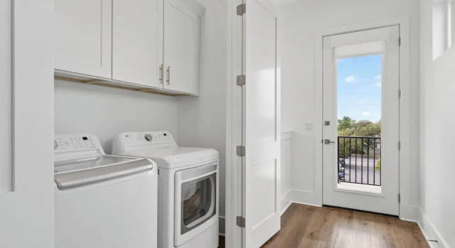 Sleeps 39 2 Luxe Homes w/ Free Golf Cart, Private Pool+spa 3 Blocks to Beach