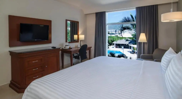 Люкс c 1 комнатой Holiday Inn Tuxtla Gutierrez by IHG