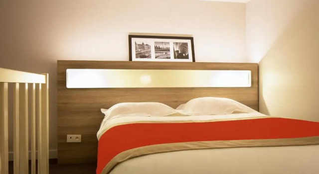 Четырёхместный номер Standard Дуплекс Kyriad Paris Est - Bois de Vincennes