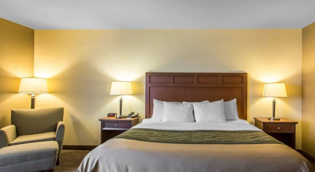 Двухместный номер Standard Comfort Inn & Suites Madisonville