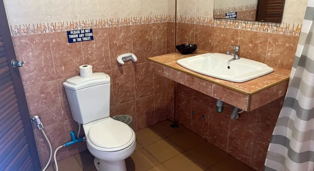 Трёхместный номер Deluxe с балконом Lanta Seafront Resort
