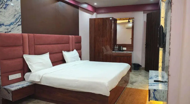 VKN Hotel & Resort