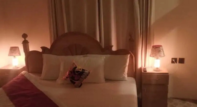 Hunza Midway hotel, Rezervovat Hotel Altit Pákistán