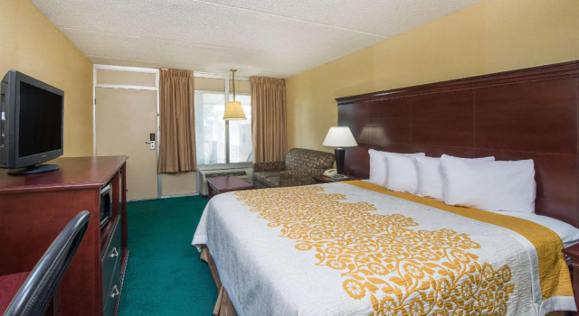 Двухместный номер Standard Days Inn by Wyndham Paducah I-24 Exit 4