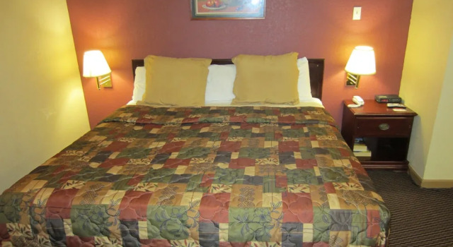 Двухместный номер Standard First Western Inn - Fairmont City
